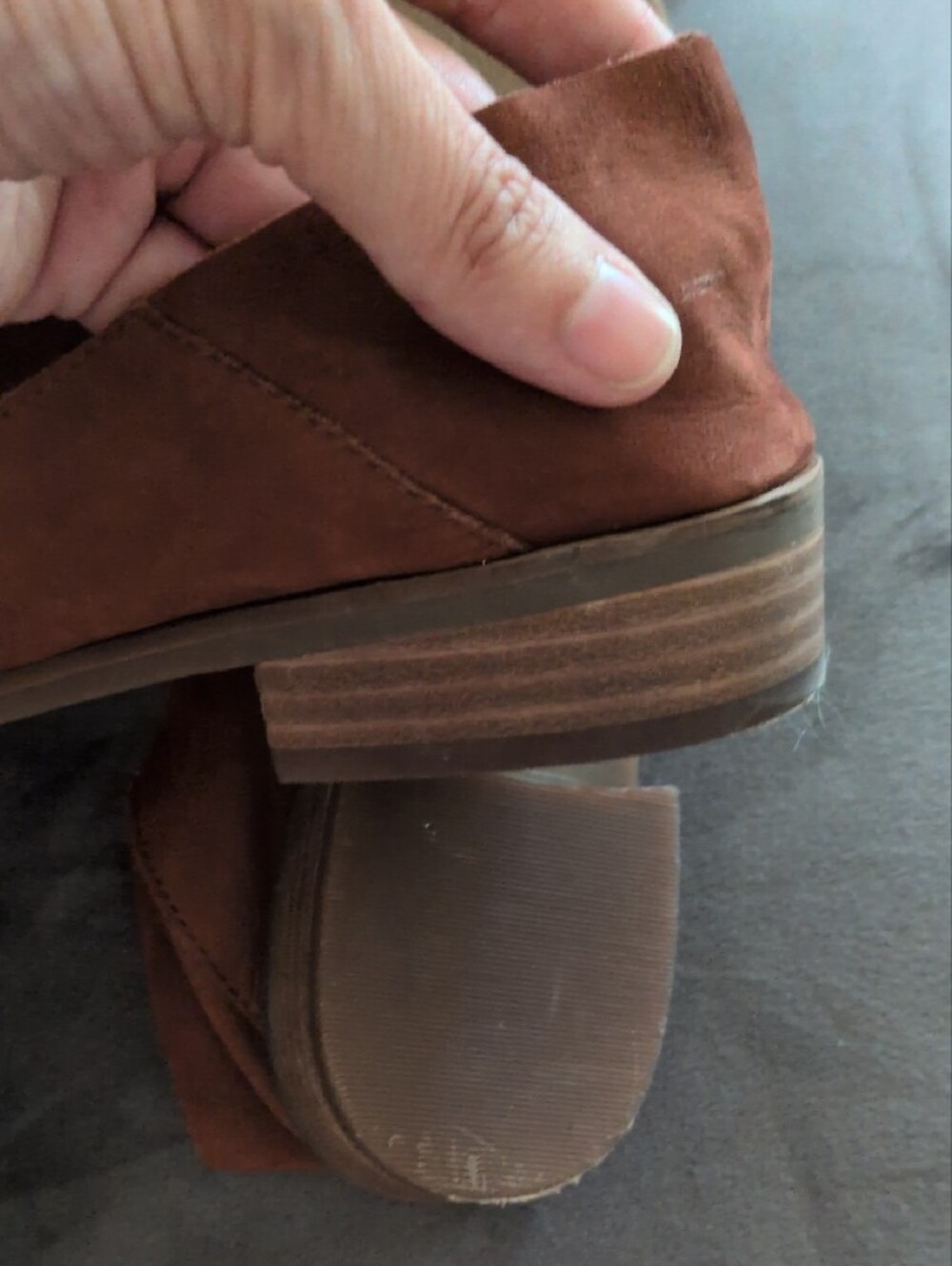 Lucky Brand Cognac Suede Bow Flats | Soft Slouchy Ballet Shoes | Size 8.5 - Picture 7 of 7